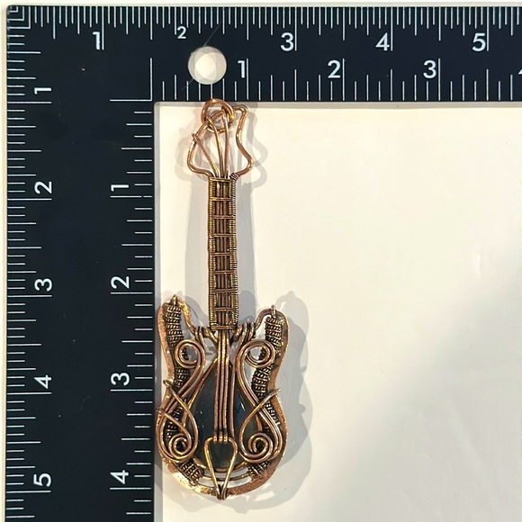Copper Wire Wrapped Guitar  🎸 Pendant with Blue Labradorite Gemstone - Picture 3 of 3